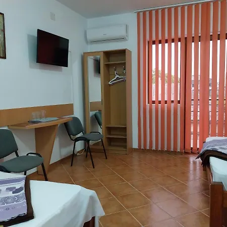 Homestay Vila Lucian