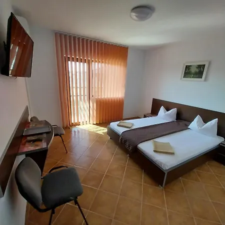 Vila Lucian * Costinesti