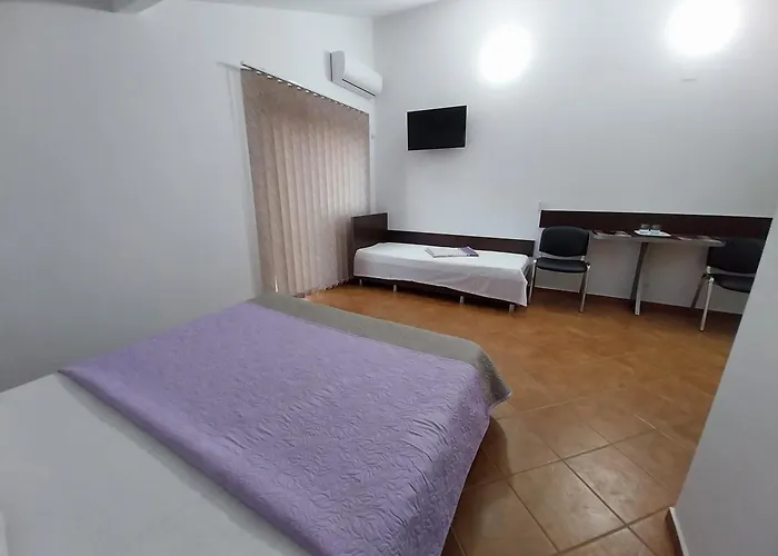 Rum i privatbostad Lucian *